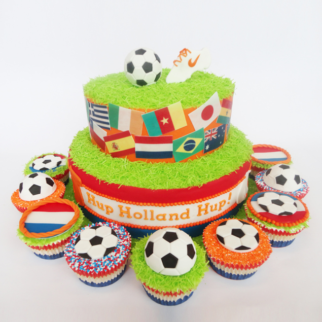 iets Haven Duwen Zelf een voetbaltaart en cupcakes maken